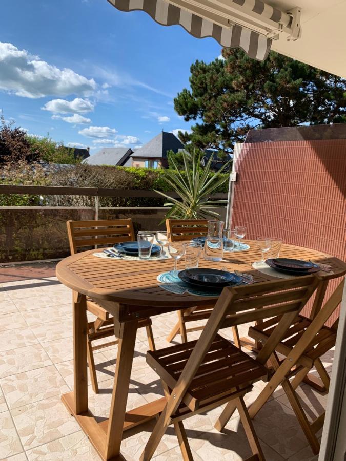 Trouville, Appartement Renove Avec Grande Terrasse Au Calme Eksteriør billede